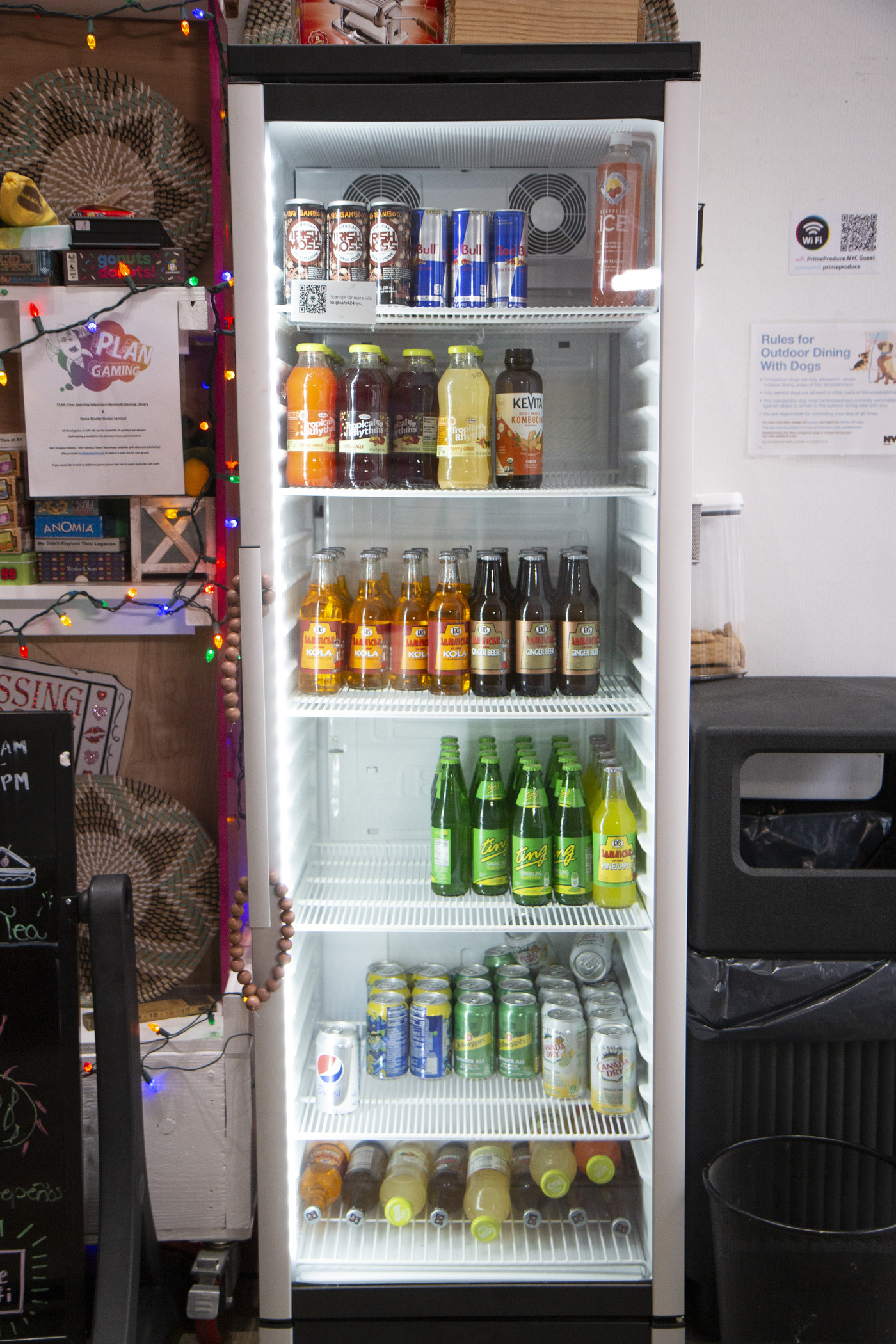 Beverage merchandizer